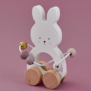 Pull Bunny with abacus
