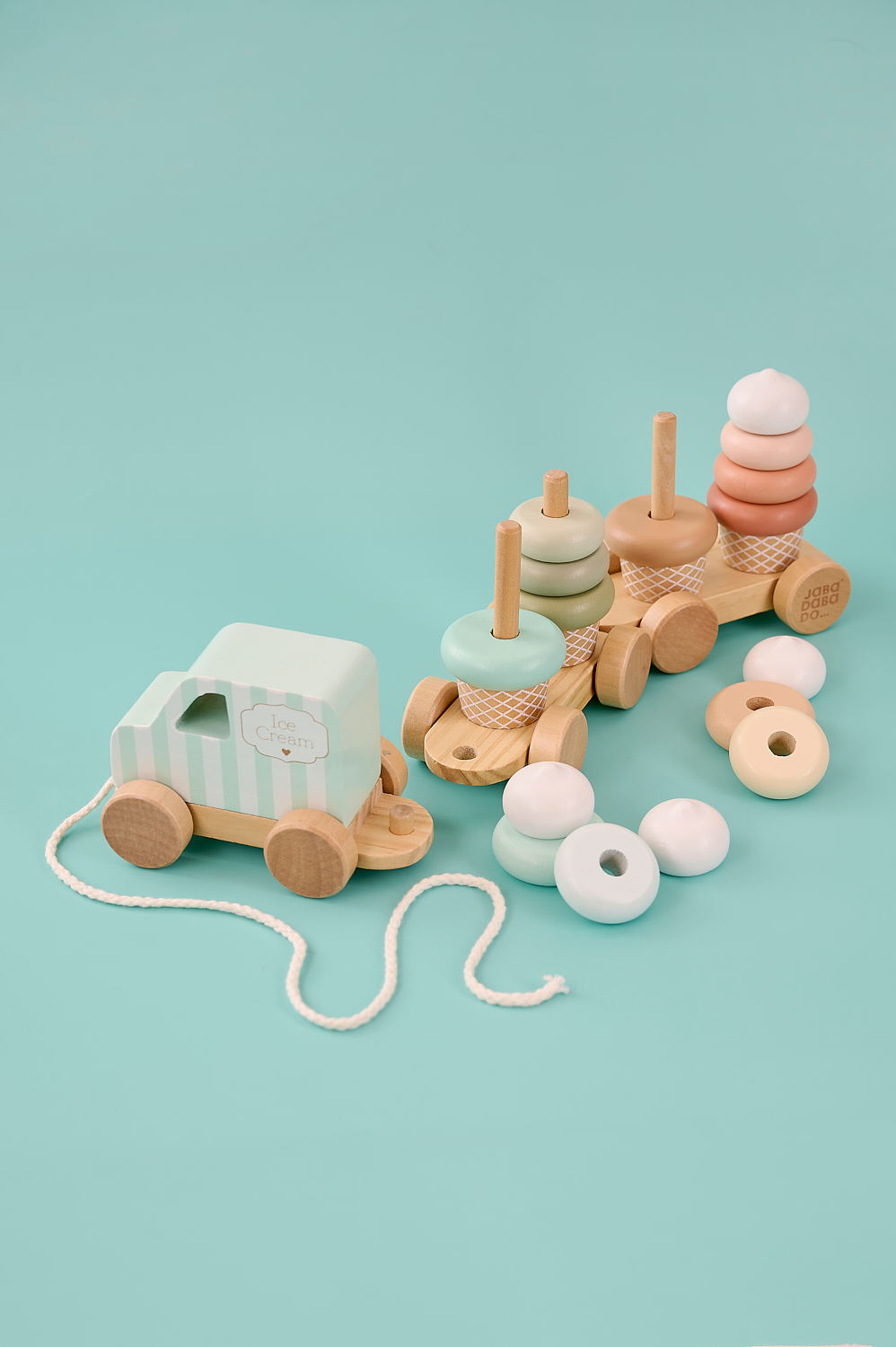 Train with blocks ice cream