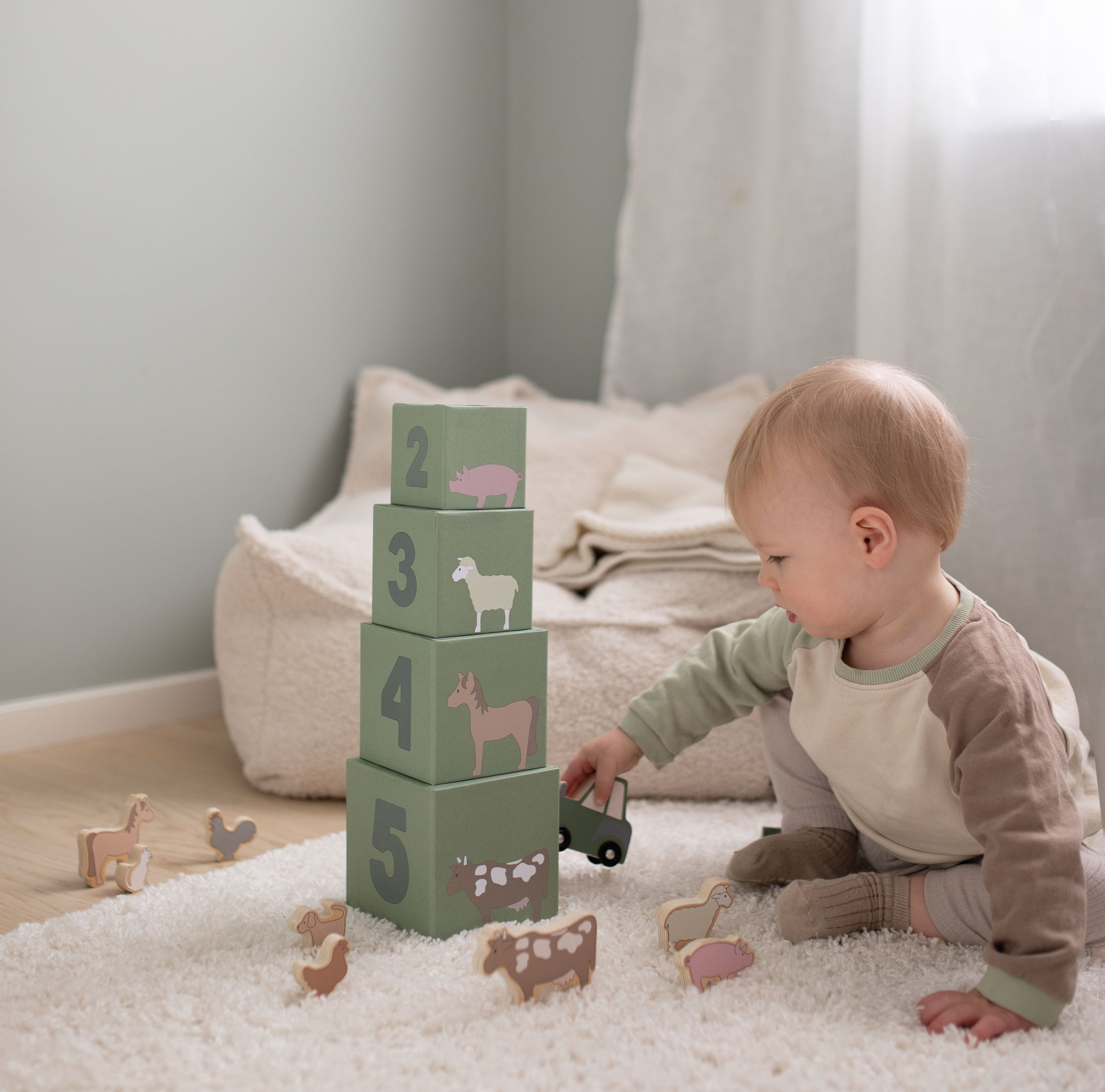 Stacking cubes farm