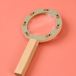 Magnifying glas green