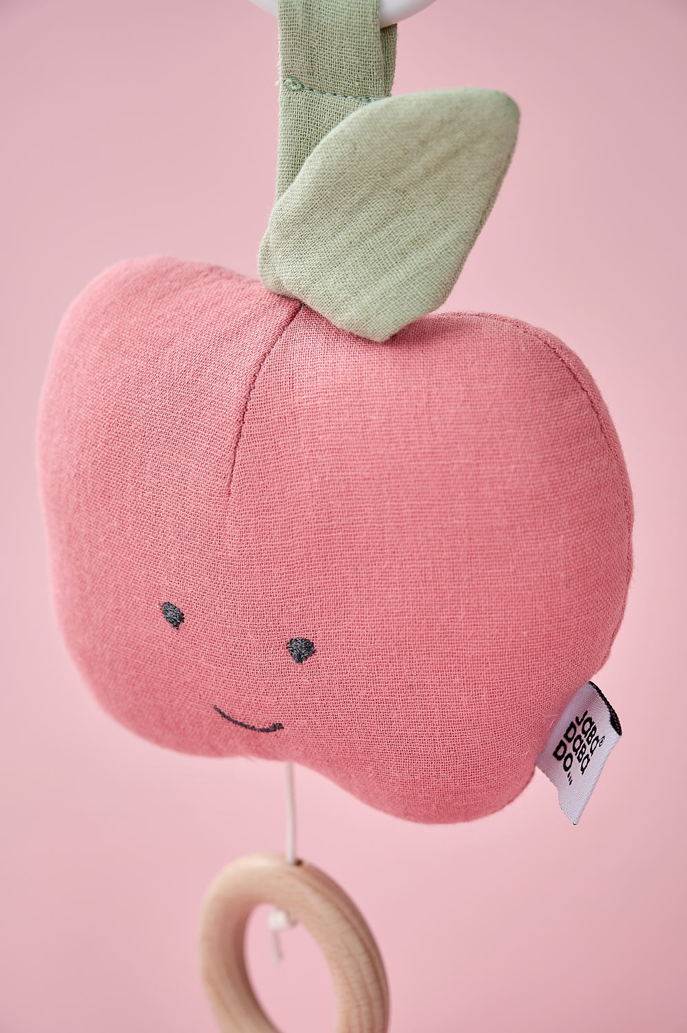 Musical apple