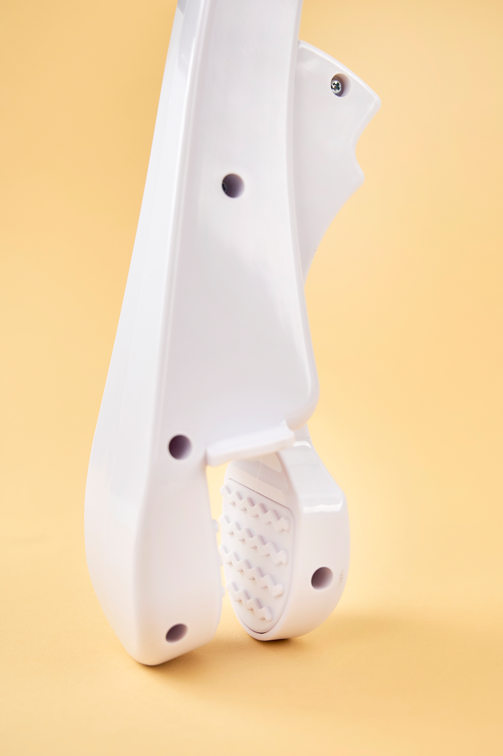 Foldable mobile arm