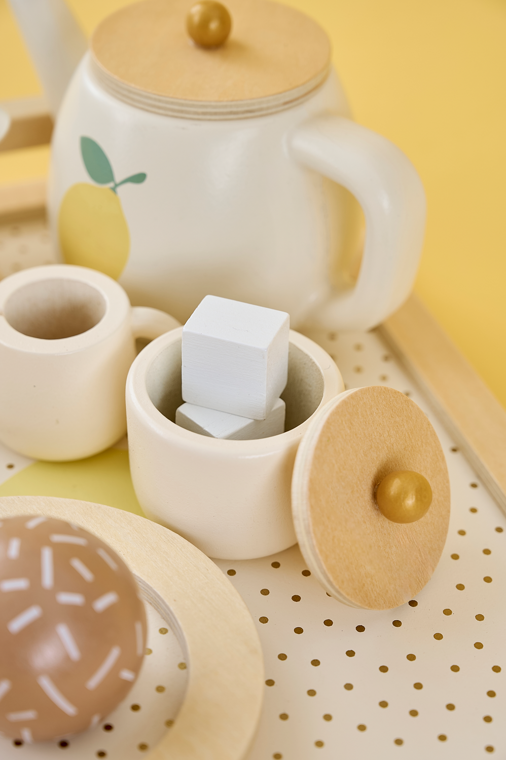 Afternoon tea lemon