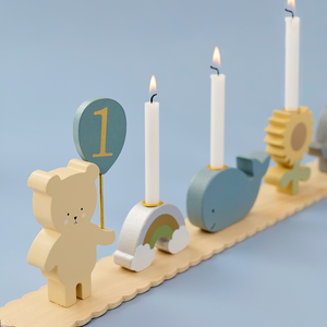 Birthday train Teddy with friends