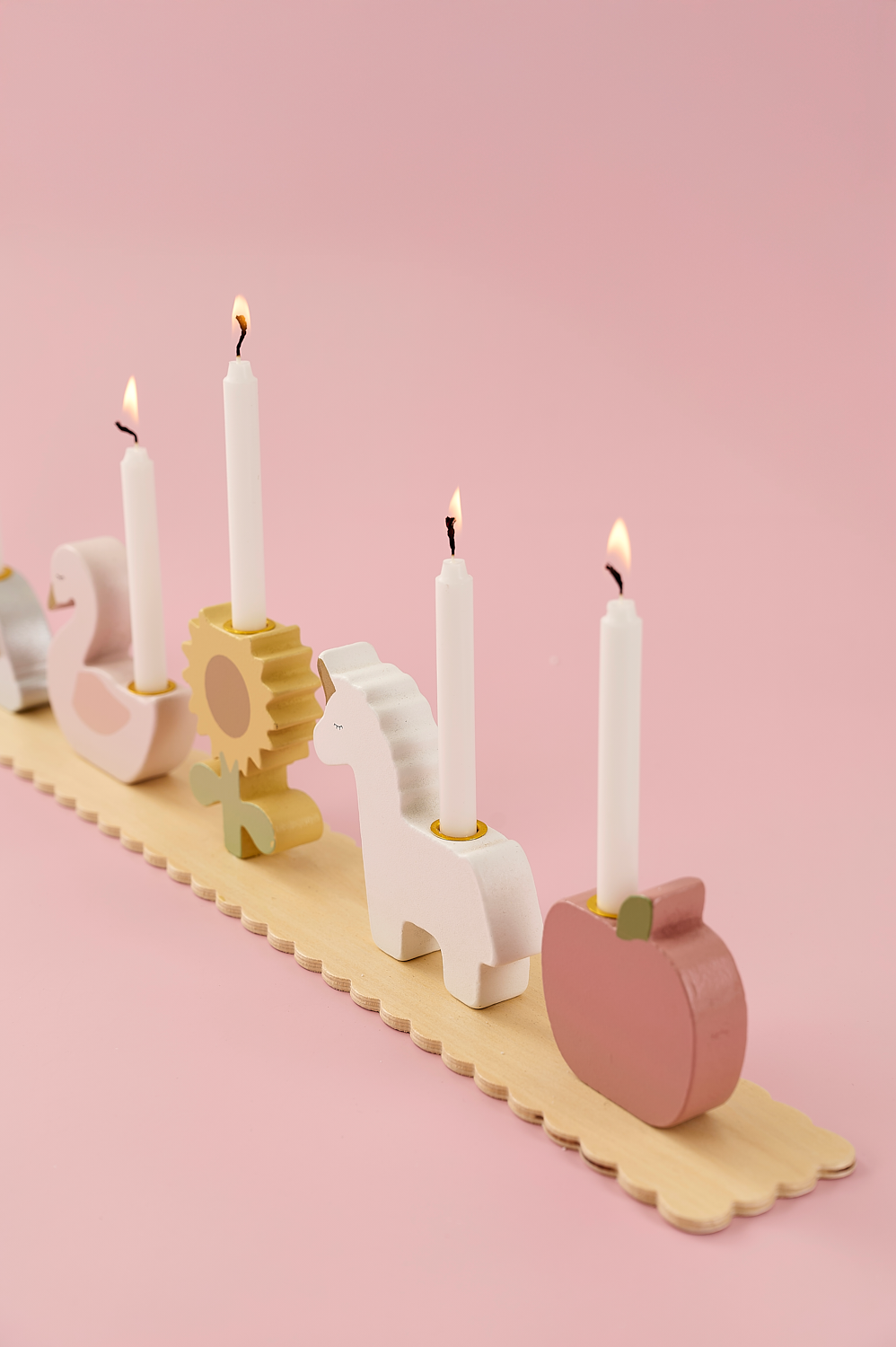Birthday train Bunny with friends