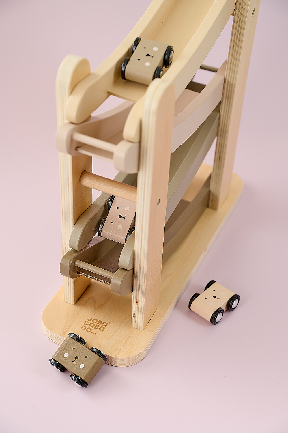 Car roller with cars