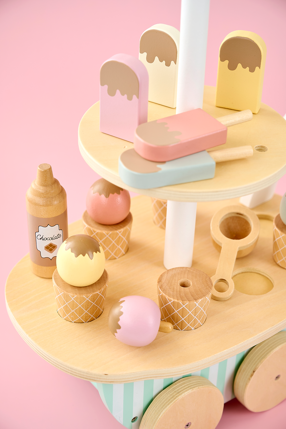 Ice cream trolley stripes
